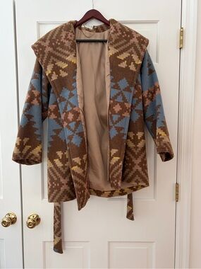 Ashley Scott Pattern Wool Hooded Knit Coat with Blue & Yellow Accents